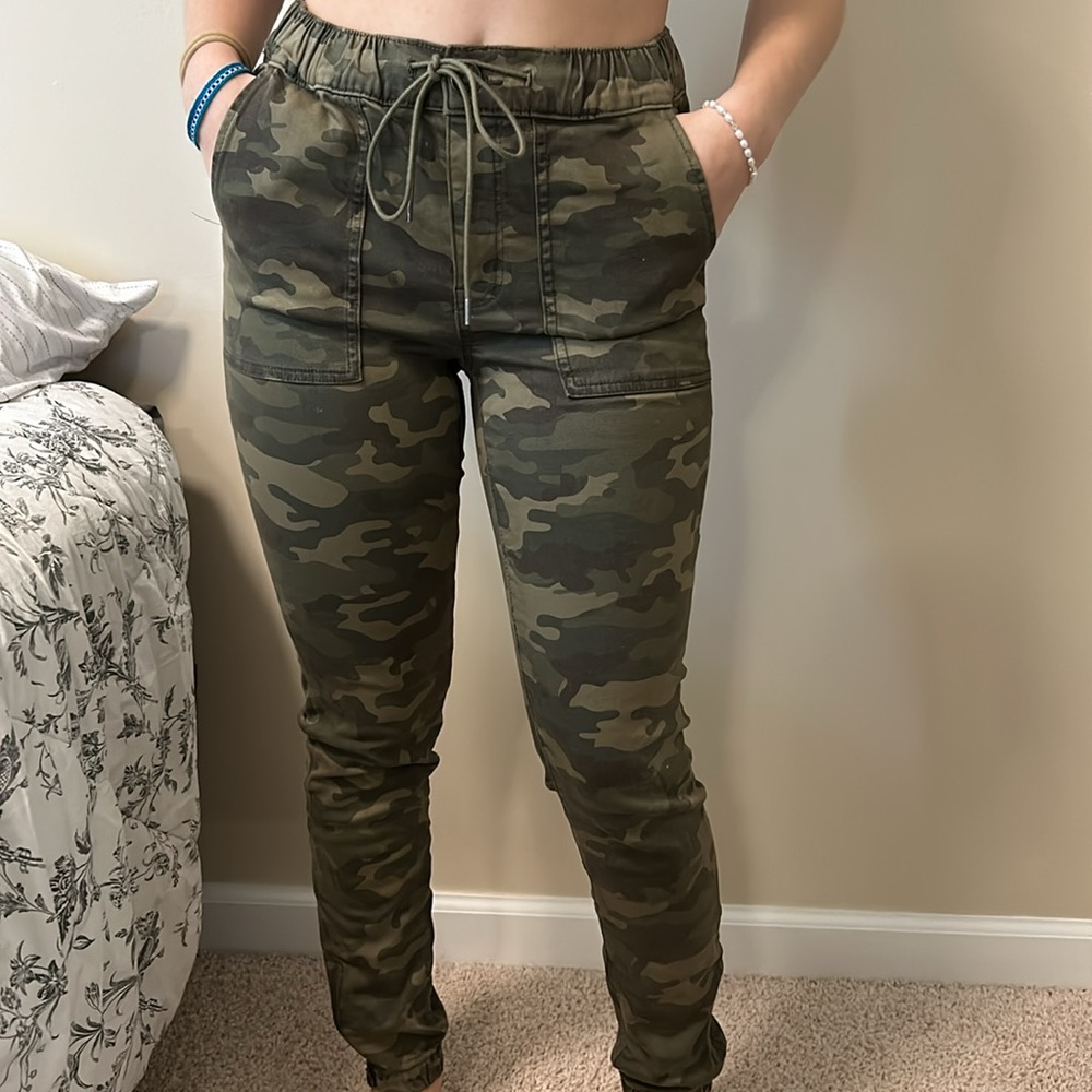 High raise, military pants